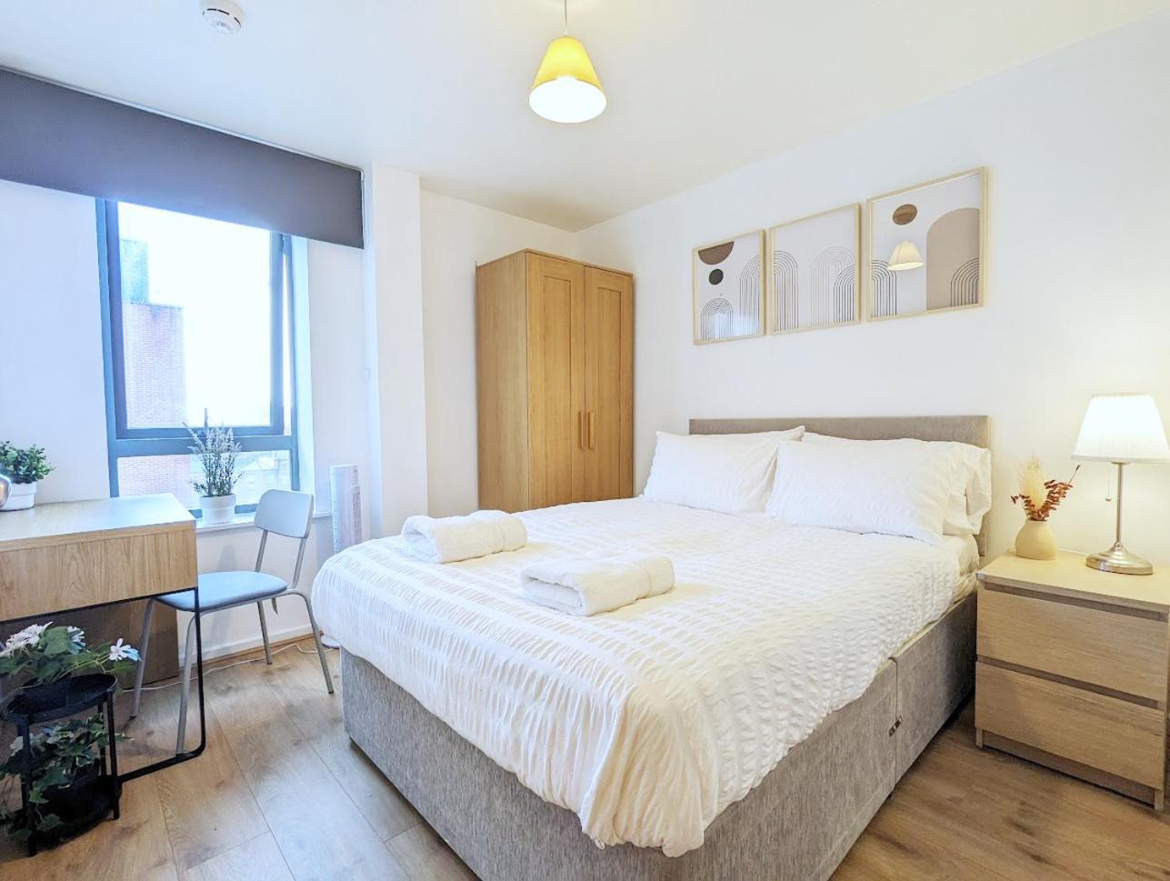 Guest In City Centre Near Key Attractions Holiday home Liverpool