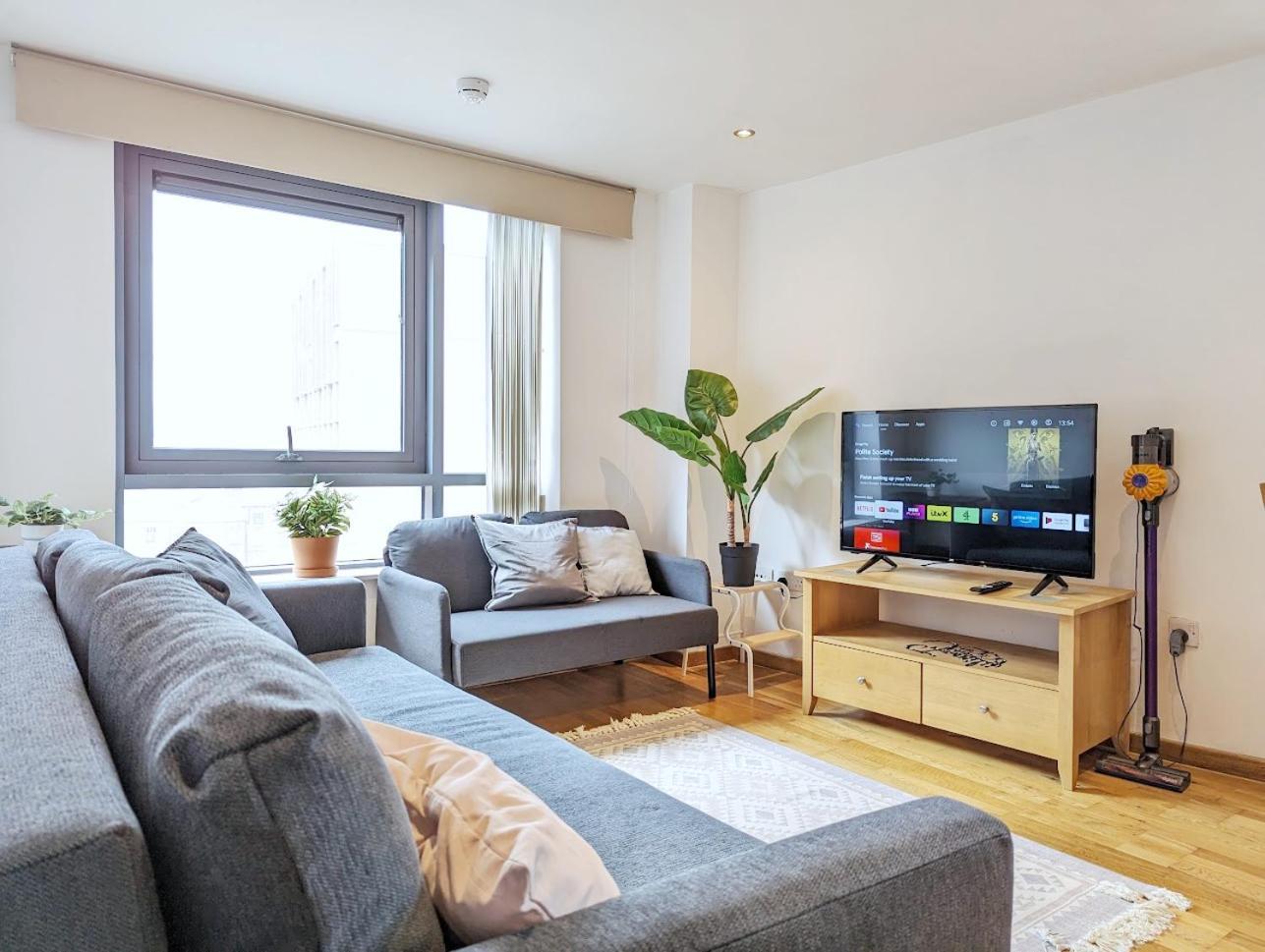 Guest In City Centre Near Key Attractions
