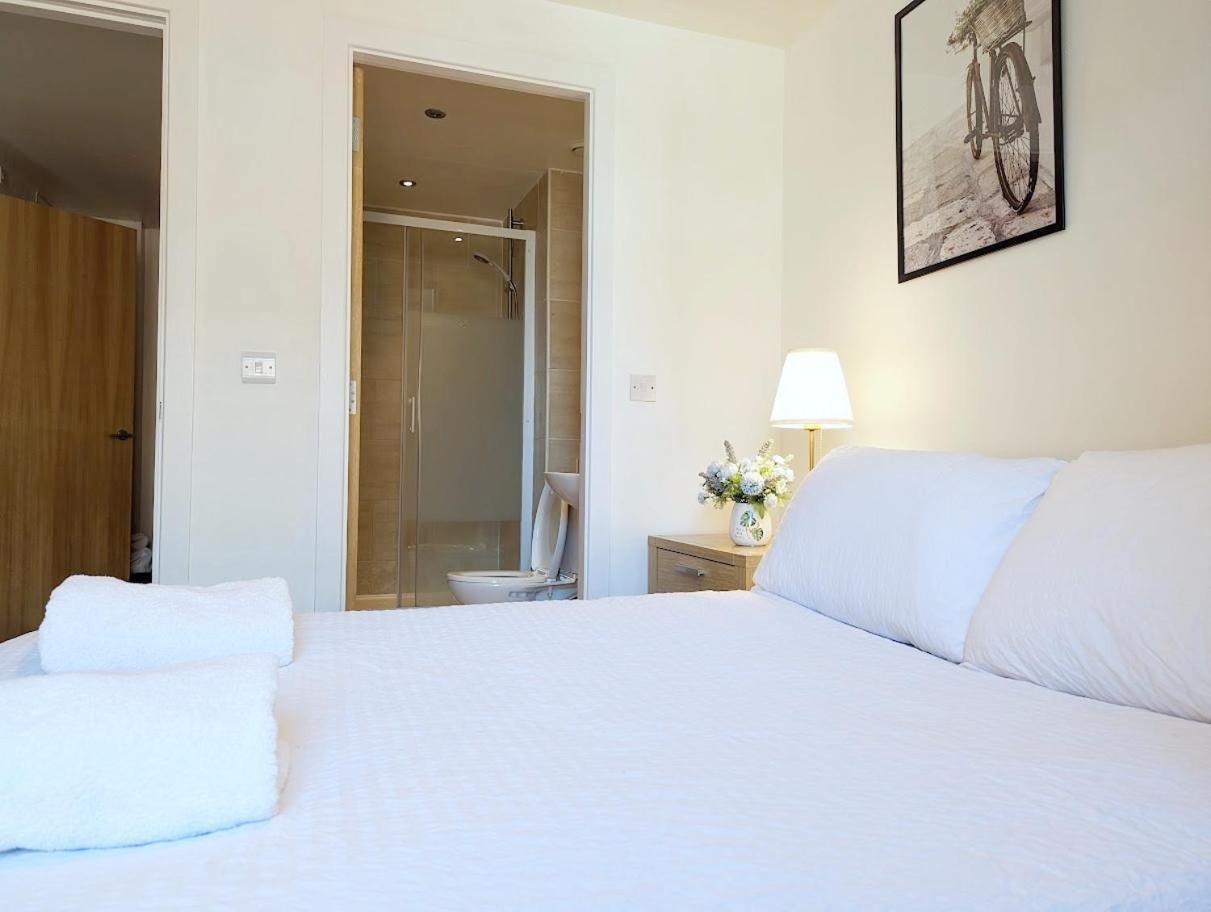 Guest In City Centre Near Key Attractions *