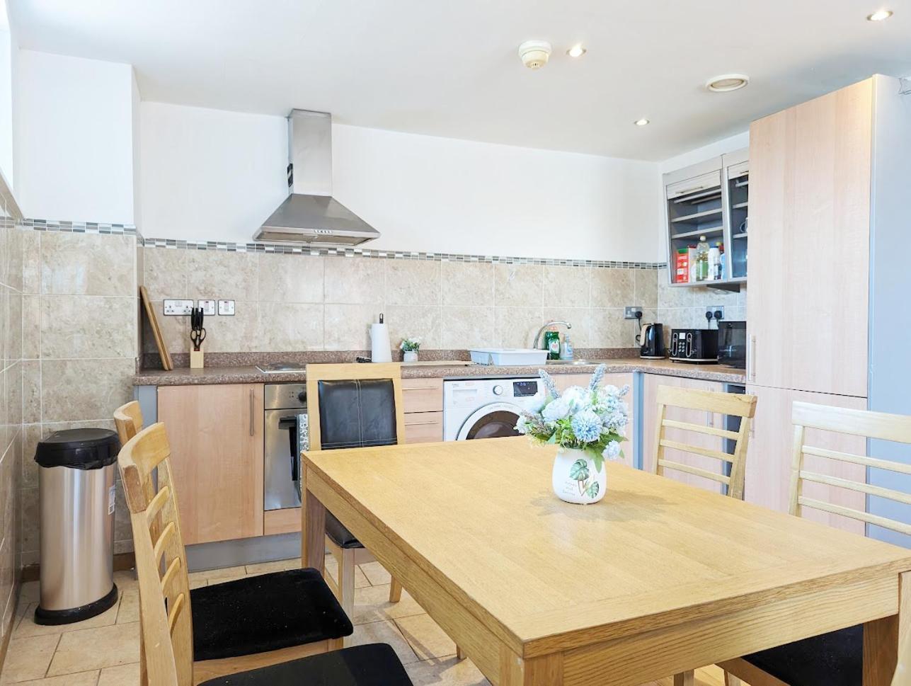 Holiday home Guest In City Centre Near Key Attractions *